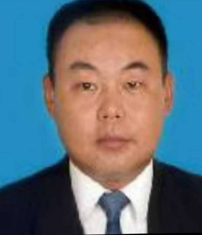 董先生