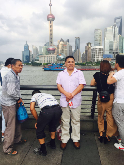 王先生